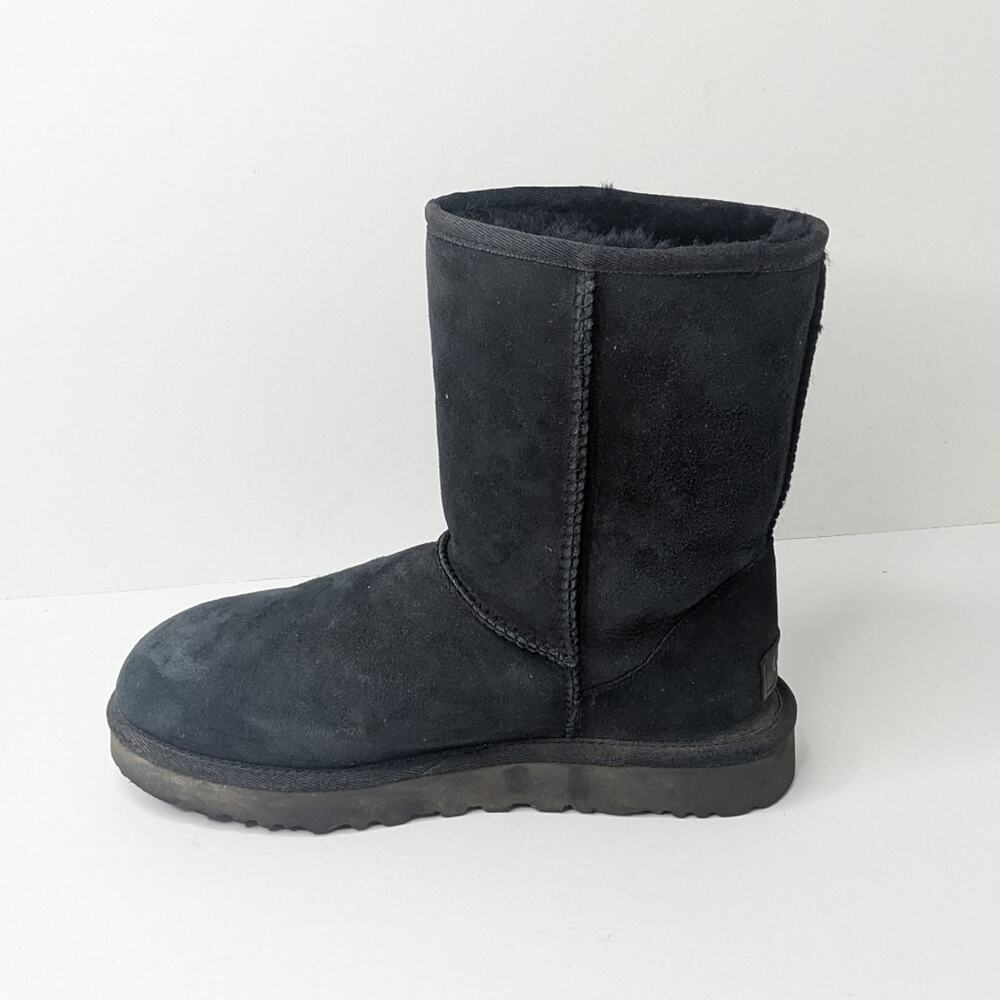 UGG Classic Short II Boots, Black, Women's 7 M - Picture 4 of 9